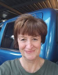 Who is in for long chat just bored and lonely 😞🥰❤️