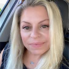 🚀 "Encouragement is the cornerstone of leadership.