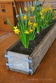 None 1 flower box add $35.00 2 flower boxes add $70.00. Diy Rustic Wood Planter Box Diy Wood Planter Box Diy Wood Planters Wood Planters
