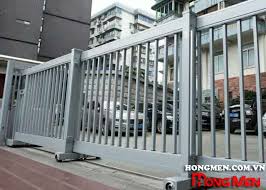 Top 10 mẫu cổng trượt tự động đẹp nhất 2021