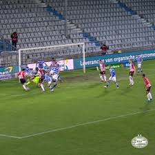 Volg ons en krijg een exclusief kijkje achter de schermen. Psv Scrimmage Vs De Graafschap Facebook