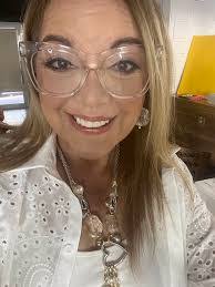 Neysa Hernandez's Instagram, Twitter & Facebook