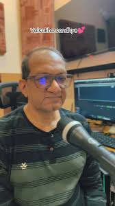 വൈശാഖ സന്ധ്യേ 🥰....., Vaisakha sandhye....💕💕, #shyam #kjyesudas  #yousefalikechery #naadodikkattu #mohanlal #pradisomasundaran  #malayalamcinema #malayalamsongs #filmsong #malayalam #mollywood ...