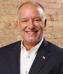 Aaron Bickham's Instagram, Twitter & Facebook