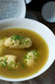 Griessnockerl Was Du Nicht Kennst Rezept Griessnockerln Nockerl Knodel Fur Suppe