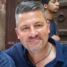 Daren Waters's Instagram, Twitter & Facebook