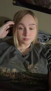 Natalie Akers's Instagram, Twitter & Facebook