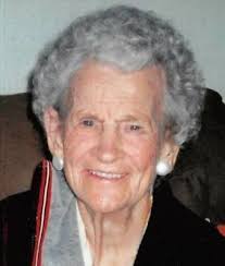 Hattie Cassidy's Instagram, Twitter & Facebook