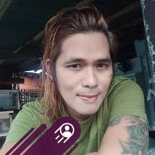 Esmeraldo Tan's Instagram, Twitter & Facebook