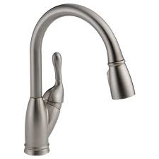 This delta faucet provides a practical, hardworking solution that will stand the test of time, every time. Pull Down Kitchen Faucet 19939 Ss Dst Delta Faucet
