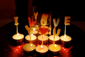 Si deseas planificar una cena romántica en casa todo lo que tienes que hacer es preparar cuidadosamente un menú y preparar el ambiente perfecto. Ideas Para Una Fiesta De San Valentin Muy Especial