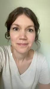 Shirley Alfonso's Instagram, Twitter & Facebook