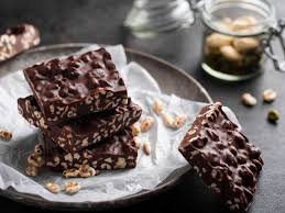 Decouvrez Notre Recette Facile Et Rapide De Barre De Chocolat Au Riz Souffle Sur Cuisine Actuelle Retrouve Chocolat Au Riz Souffle Riz Souffle Barre Chocolat