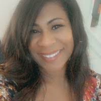 Tara Vann's Instagram, Twitter & Facebook