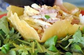 салат с корейской морковью и копченой курицей и грибами Pin On Italyanskie Salaty