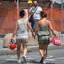 Sposato, due figli michele simon ed emma iris, 40 anni, roberto speranza (leu) è il nuovo ministro della salute. Roberto Speranza Sulla Stepchild Un Compromesso Sabato In Piazza La Repubblica