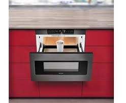 This design is what makes this model?s cabinet flush mounting possible. Microwave Sharp Electronics Canada