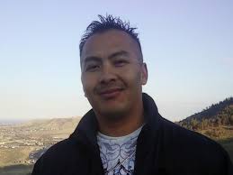 Leng Vue's Instagram, Twitter & Facebook