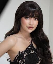 Weekend HMUA: @makeupbymrosil Photography: @fmphotography Wardrobe:  @ancientdesignershub