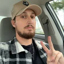 Today, we took time away from everything to celebrate us…our 25th wedding  anniversary. ♥️💍🍻