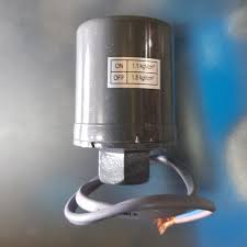 Bahkan, harga mesin air shimizu pc 268 bit dilengkapi dengan sensor untuk mematikan mesin pompa air secara otomatis. Otomatis Shimizu Ps 135 130 Asli Ori Pressure Switch Otomat Sparepart Pompa Air Lazada Indonesia