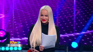 A1.ro(@antena1.ro), alina eremia(@alinaeremia.official), iumor.romania(@iumorromania), cosmin dumitrache(@dumi.07), catalina catalina(@catalinacatalina456). Iumor Roast Anda Adam Facebook