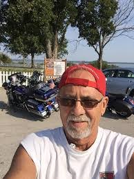 Bruce Conyers's Instagram, Twitter & Facebook