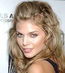 Born on 16th july, 1987 in atlanta, georgia, united states, she is famous for naomi clark on 90210. Annalynne Mccord Hairstyles Celebrity Haircuts