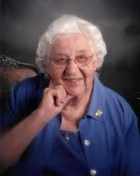 Elsie Clements's Instagram, Twitter & Facebook