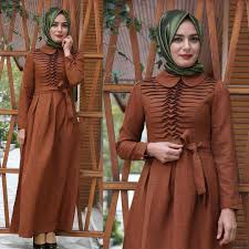 Moda Ebva Drapeli En Guzel Tesettur Elbise Modelleri Moda Tesettur Giyim Moda Stilleri Elbise Modelleri Elbise