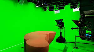 See full list on de.wikipedia.org Neue Swr Studios Der Moderator Greift In Die Luft Kultur Stuttgarter Zeitung