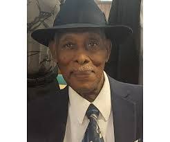 Stephanie Rumph's Instagram, Twitter & Facebook