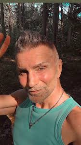 Enjoying my neighbourhood ..