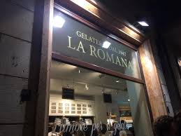 Functional and elegant apartments in the center of verona ideal for any kind of stay, offering all the comforts. Gelateria La Romana Picture Of Gelateria La Romana Verona Tripadvisor
