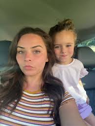 Kiki Powell's Instagram, Twitter & Facebook