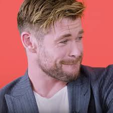 Chris Hemsworth Does Impression Of Chris Pratt Video Popsugar Celebrity