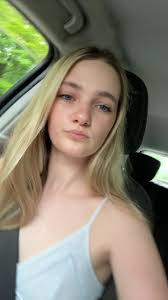 Veronica Schenk's Instagram, Twitter & Facebook