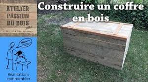 Comment Faire Un Coffre En Bois De Palette Youtube Un joli rangement, parfait pour mettre de côté tous les jouets ou les objets qui traînent et. comment faire un coffre en bois de palette