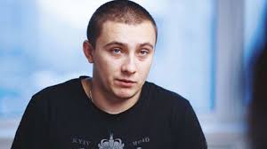 Сергій стерненко є громадським активістом та діячем, він очолює організацію небайдужі. Sternenko Z Aktivistami Pishli Do Domu Venediktovoyi Ta Do Opu Ukrayinska Pravda