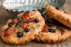 Le focaccine senza glutine sono ottime sia da sole sia ripiene! Focaccine Alla Ricotta Di Bufala E Grano Saraceno Con Lievito Madre Senza Glutine Senza Glutine Per Tutti I Gusti