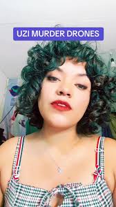 Cassandra Valtier Uzi