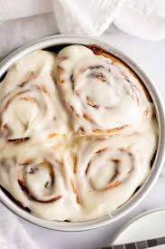 These cinnamon rolls are made with enriched mix the yeast and a pinch of sugar into the milk. Easy Small Batch Cinnamon Rolls