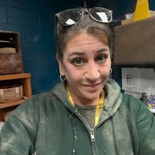 Maine State Prison Showroom‎