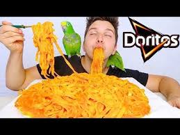 Super Cheesy Doritos Fettuccine Alfredo Noodles Mukbang Youtube Fettuccine Alfredo Fettuccine Alfredo Recipes Alfredo Noodles
