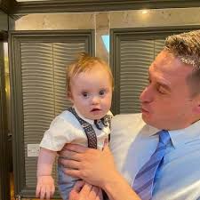 Dan Beckett (@dfbeckers29)