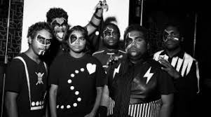 Meet: Sophia Mohan Who Is Bringing Dreamy Bedroom Pop With A Bite Under The  Moniker SOMOH