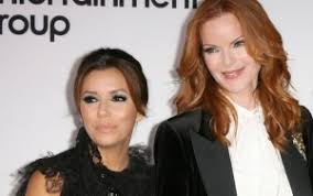 Character page for desperate housewives. Teri Hatcher Is All In For Desperate Housewives Reboot