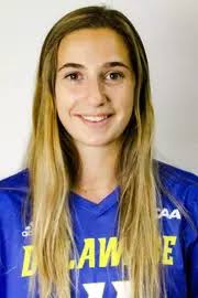 Jessica Kennett's Instagram, Twitter & Facebook