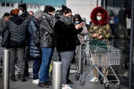 Ma quando riaprono i centri commerciali nel weekend e fino a quando l'accesso sarà a numero chiuso per effetto del. Centri Commerciali Chiusi Nel Weekend A Milano E In Lombardia Per Prevenire Contagio Da Covid