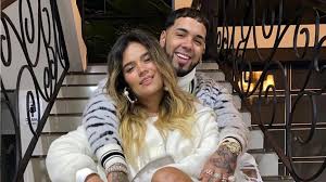 Watch live streams, get artist updates, buy tickets, and rsvp to shows with bandsintown. Anuel Aa Le Pide A Karol G Que Regrese Con El En Pleno Concierto Y Asi Reacciono Ella Tu En Linea